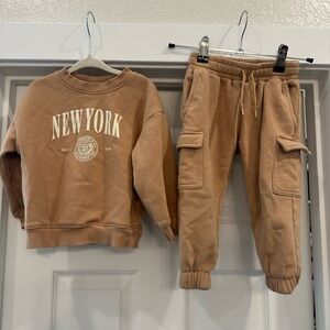 H&M Tan Jogger Sweatpants Relaxed Fit